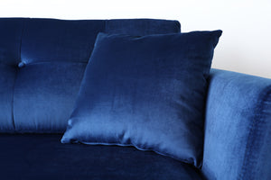 Sofá de estilo escandinavo terciopelo Hoga Azul zoom 2