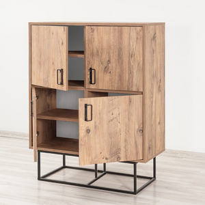 Buffet Bresov vintage de madera, ambiente de tres cuartos, puertas abiertas concept u