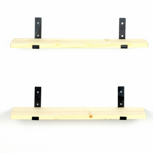 Estantes de madera Bussa con fondo blanco y cara concept u