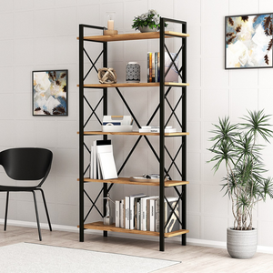Librería estanterías madera y negro Fani atmosfera 3 cuartos concept u