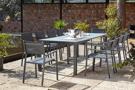 Consola extensible de aluminio y 10 sillas